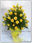 60 bright yellow roses arranged with mixed greens in a bamboo vase and trimmed with a pink ribbon. This bouquet is a perfect gift for friends or love one. <br>Approximately 80cm H.
<br>Items on this photo may vary depend upon in that season.
